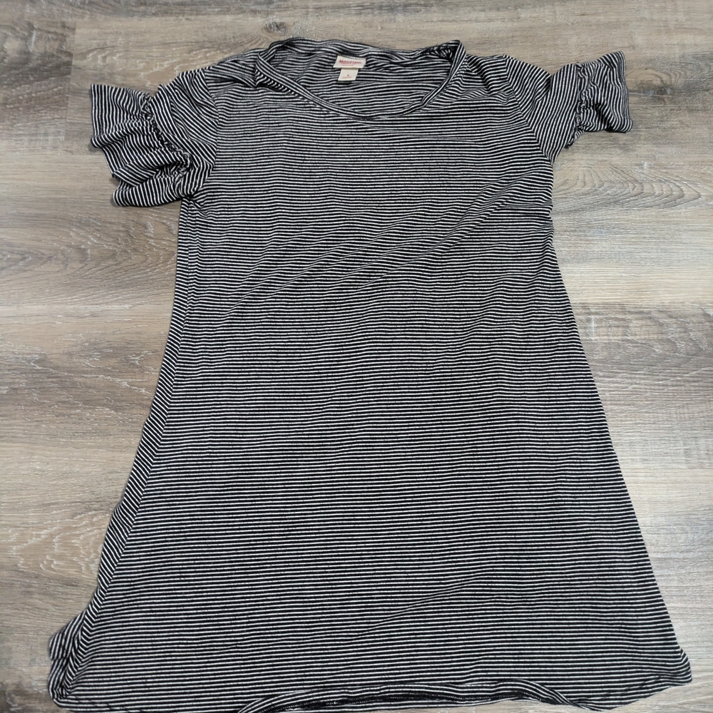 Striped Short Sleeve T-Shirt Dress - Black & White